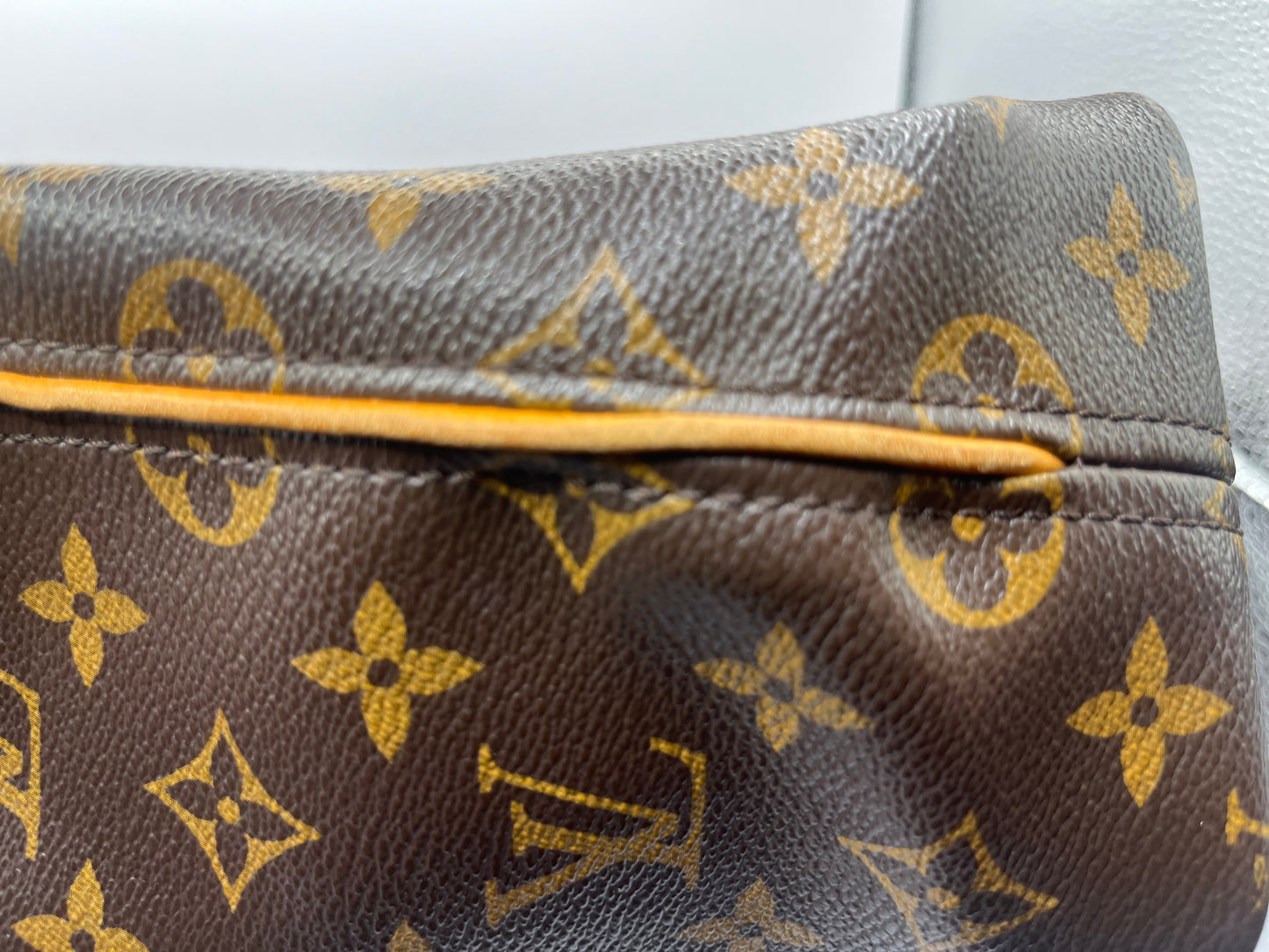 Louis Vuitton Monogram Sully PM