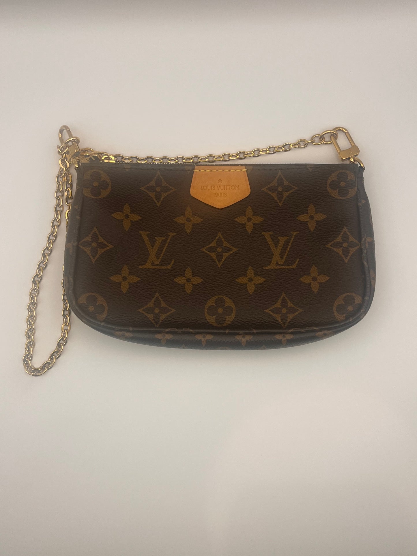 Louis Vuitton Pochette Accessorie Small