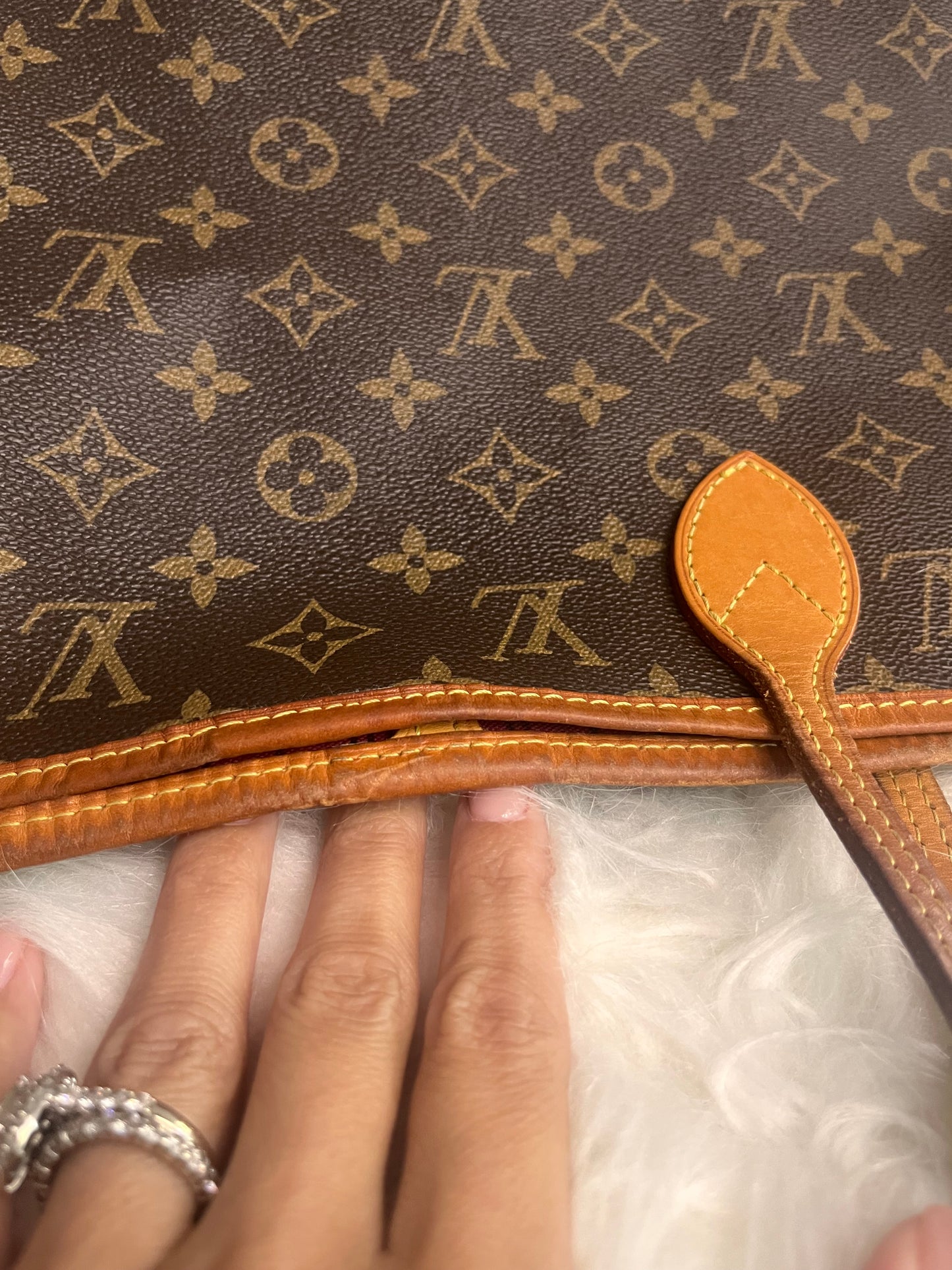 LV Neverfull MM Monogram