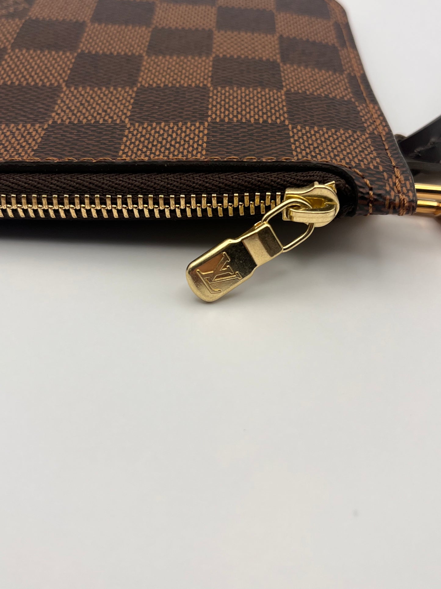 Louis Vuitton Neverfull PM Pochette Damier Ebene