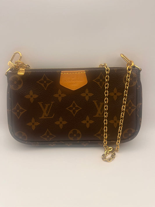 Louis Vuitton Pochette Accessorie Small