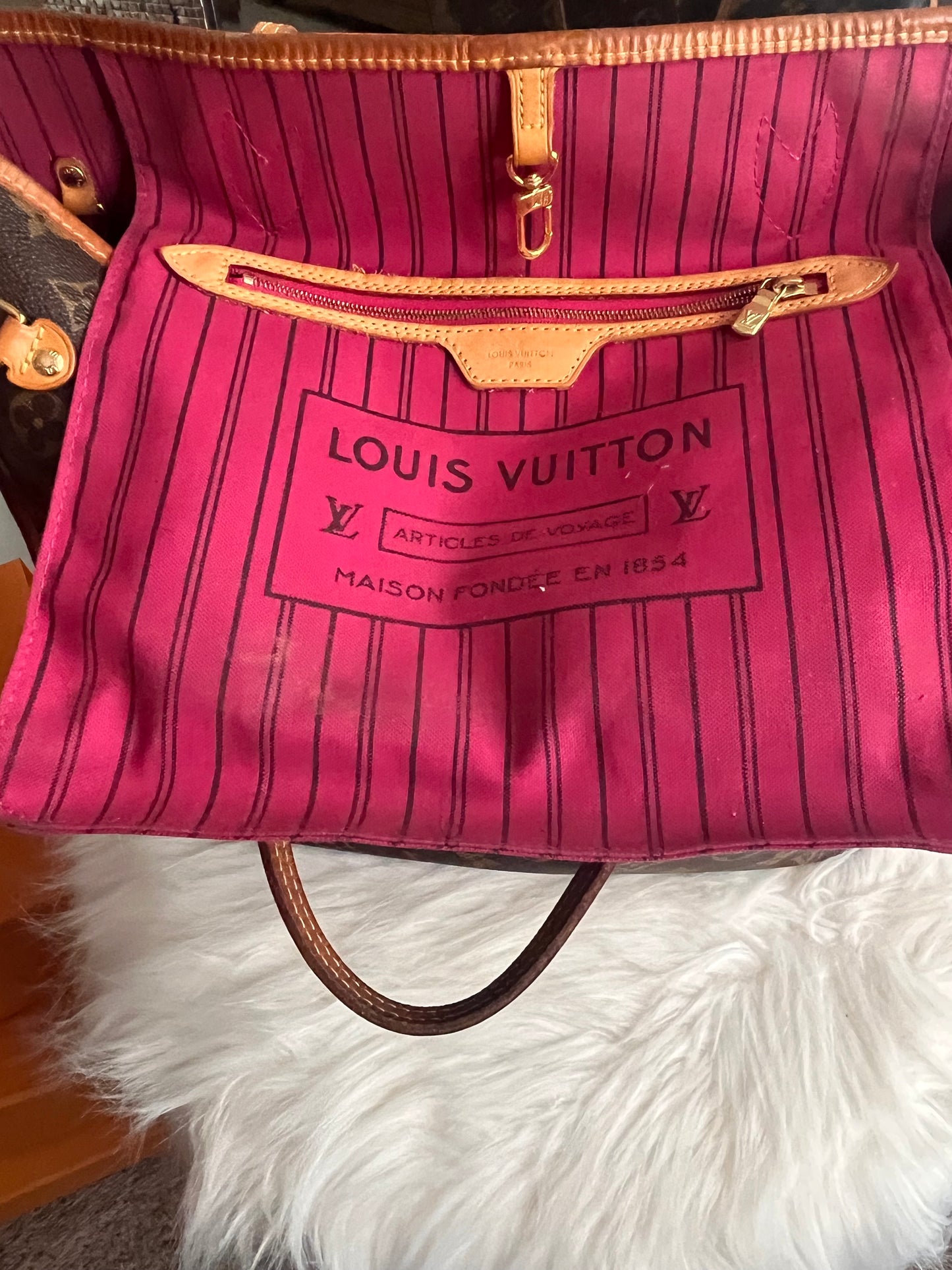 LV Neverfull MM Monogram